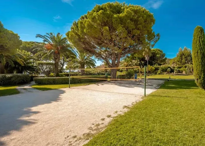 L'anse De Pramousquier - Sea View And Leisure